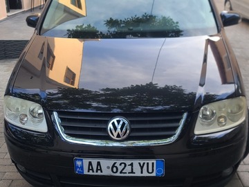 Makina: Volkswagen Touran 7 place