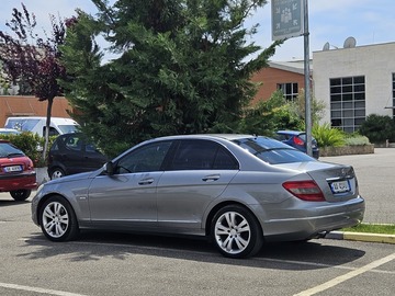 Cars: Mercedes Benz C-Class