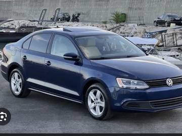 Auto: Wolkwagen Passat Jetta 2013