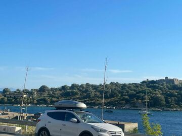 Cars: Huyndai santa fe 