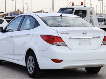 Cars: Hyundai Accent