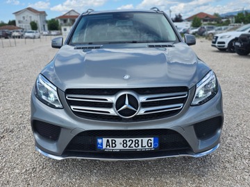 Makina: Mercedes-Benz GLE 