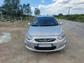 Auto: Hyundai Accent  Automatik (854)