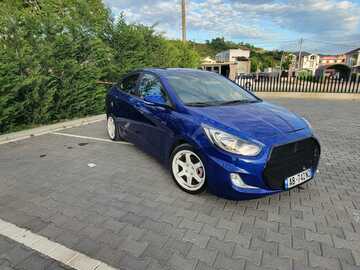 Auto: Hyundai Accent  Automatik (742)