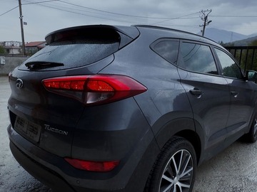 Cars: Hyundai Tuscon