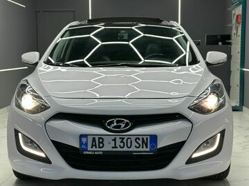 Makina: Hyundai i30–2013