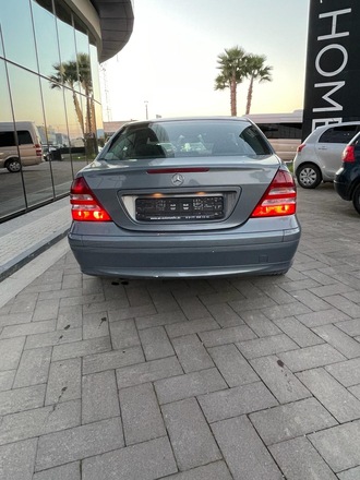 W203