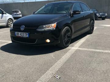 Cars: VOLKSWAGEN JETTA