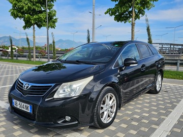 Cars: TOYOTA AVENSIS AUTMATIC