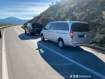 Cars: Mercedes-Benz Viano