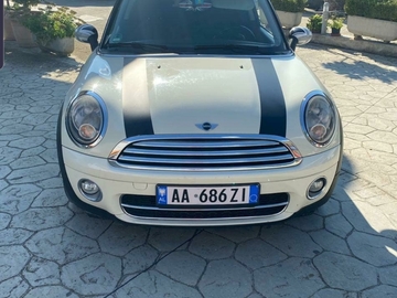 Cars: MiniCooper Automatic 