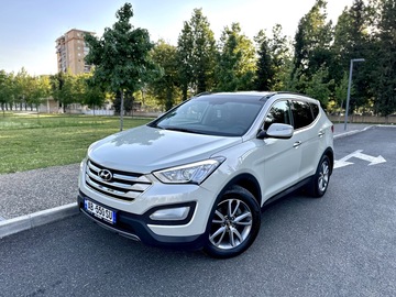 Auto: Hyndai Santa Fe 6+1 Automatic