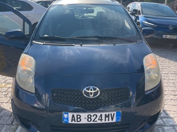Cars: Toyota Yaris