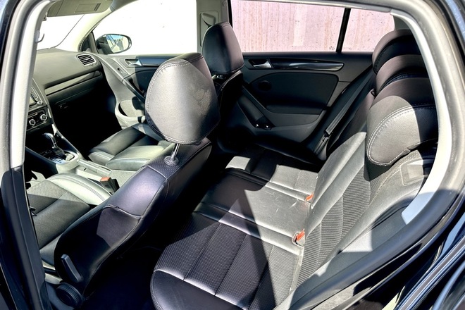 VW Golf 6 Black 