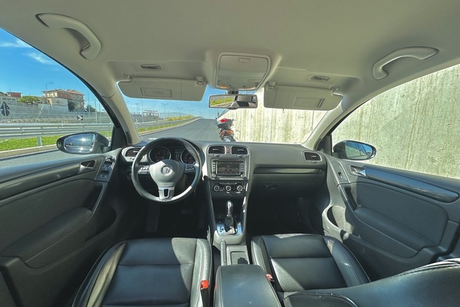 VW Golf 6 Black 