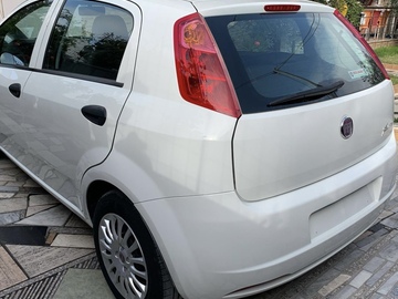 Makina: Fiat punto bardh