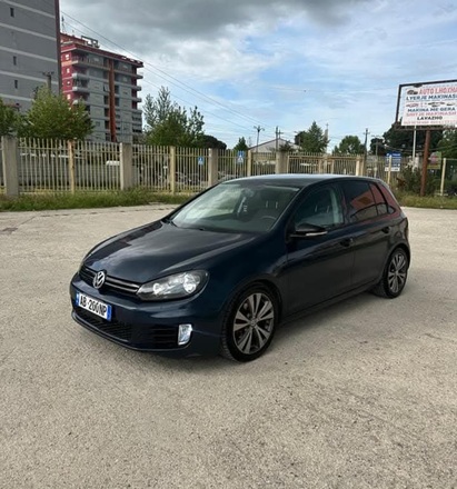 GOLF 6