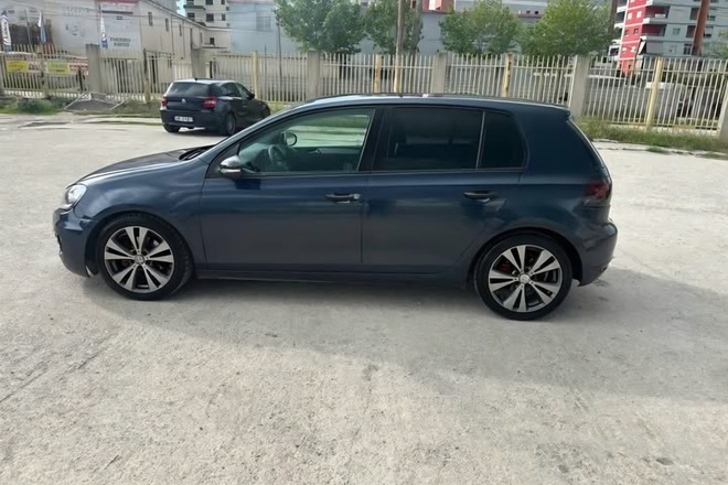 GOLF 6