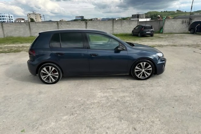 GOLF 6