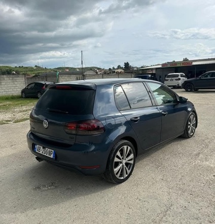 GOLF 6
