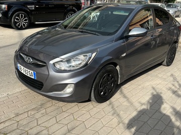 Cars: HYUNDAI ACCENT