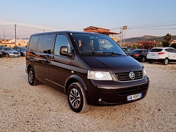 Cars: Volkswagen Caravelle