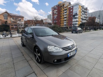 Makina: Volkswagen Golf V