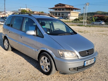Makina: Opel Zafira
