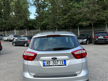 Makina: Ford C-Max 