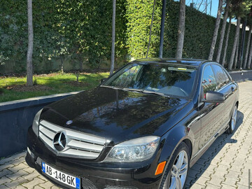 Cars: Mercedes Benz C Class