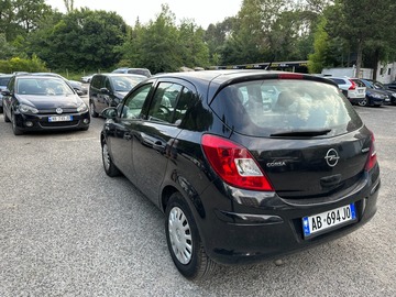 Makina: Opel Corsa 