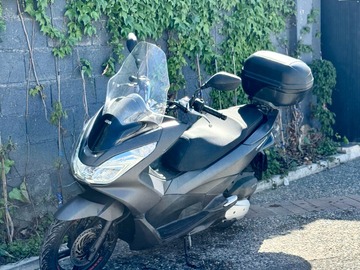 Cars: Honda PCX 125 cc Automatic