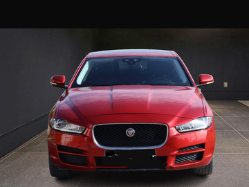 Cars: Jaguar xE
