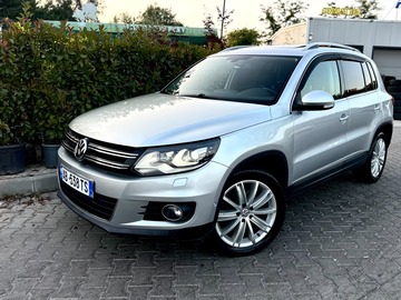 Cars: Volkswagen Tiguan 2.0 TDI SUV Automatic