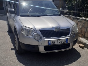 Cars: Skoda Yeti manual