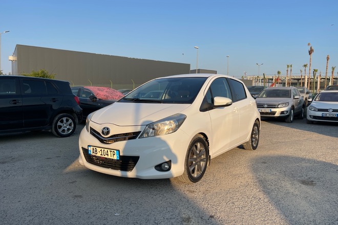 Toyota Yaris  104