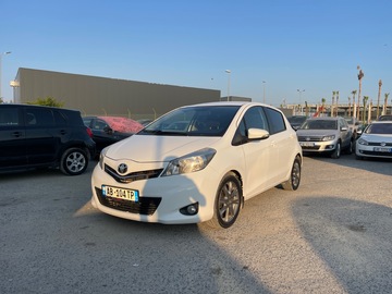 Makina: Toyota Yaris  104