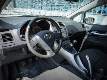 Makina: Toyota Auris