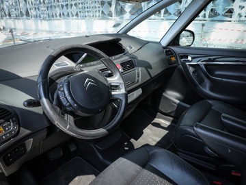 Cars: Citroen C4 Grand Picasso 6+1 Year 2010