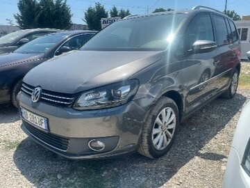 Cars: VW Touran  Year 2013