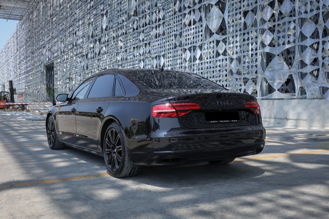 Audi A8 L