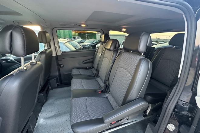 Mercedes-Benz  Viano 734