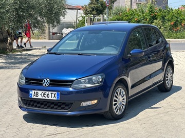 Cars: VolksWagen Polo 2014 