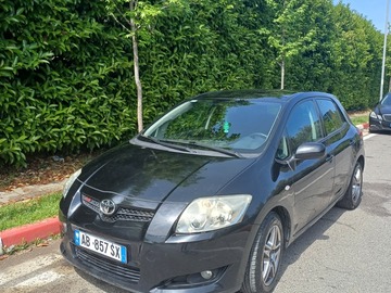 Cars: Toyota Auris 1.4 Diesel