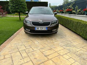 Cars: SCODA OCTAVIA 3