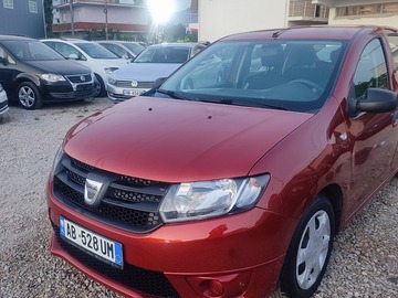 Cars: Dacia Sandero 