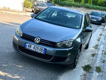 Auto: Copy of VW GOLF