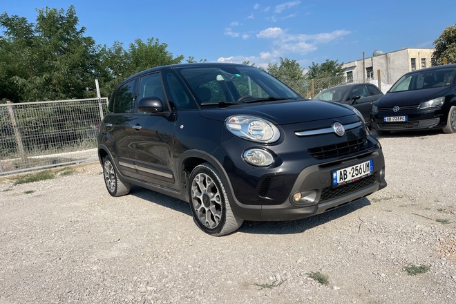 Fiat 500L , 1.6 Diesel, Panoramic roof, AB256UM