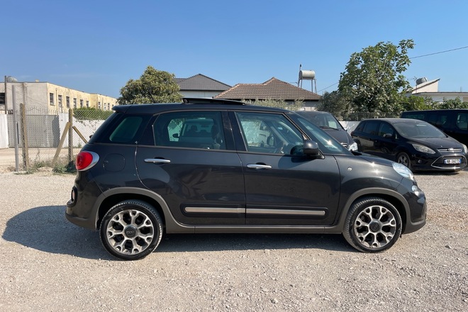 Fiat 500L , 1.6 Diesel, Panoramic roof, AB256UM
