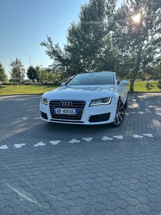Audi A7 quattro